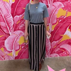 Pale pink + black striped maxi skirt - size S〰